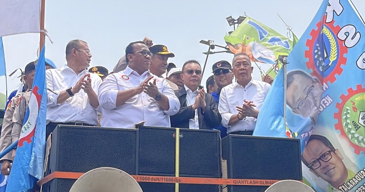 Dasco Orasi di Depan Buruh: DPR dan Prabowo Tunaikan Janji, UU Ketenagakerjaan Disahkan