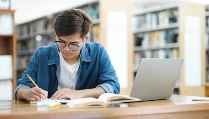 Cara Menghitung IPK dan IP Semester, Lengkap dengan Rumus dan Contohnya