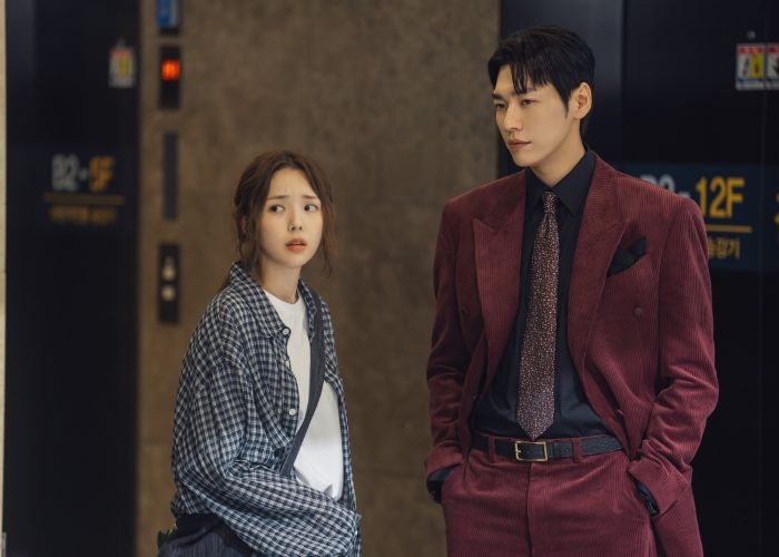 Kim Young Kwang dan Chae Soo Bin Harus Terus Bersama di Drama Take Charge of My Heart