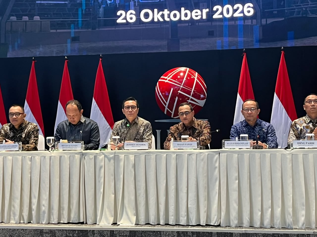 Rupiah Melemah ke Rp18.069, BEI Siapkan Investigasi Saham