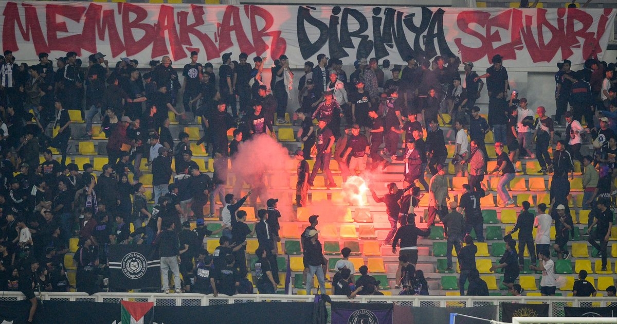 Buntut Kerusuhan di Laga Lawan Persita, Persija Didenda Rp90 Juta dan Larangan Suporter Tandang Setengah Musim