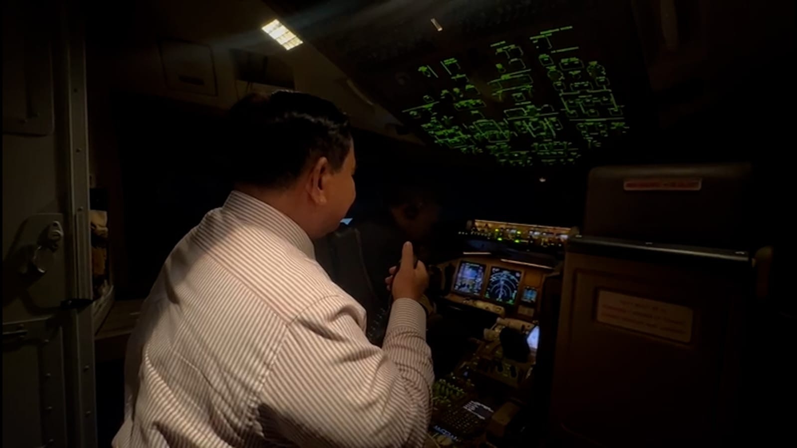 Dikawal F16 di Langit Yordania, Presiden Prabowo Disambut Penuh Kehormatan