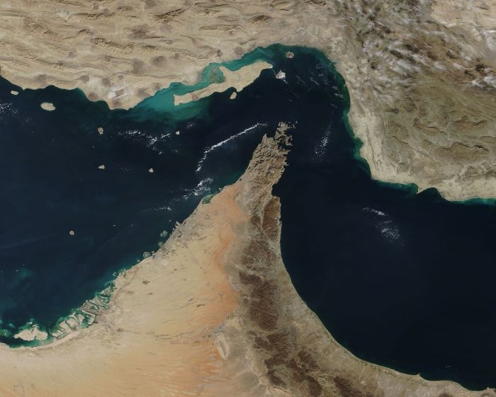 Serangan Iran ke Kapal Dagang Terus Berlanjut, AS Mengaku Belum Siap Kawal Tanker di Selat Hormuz