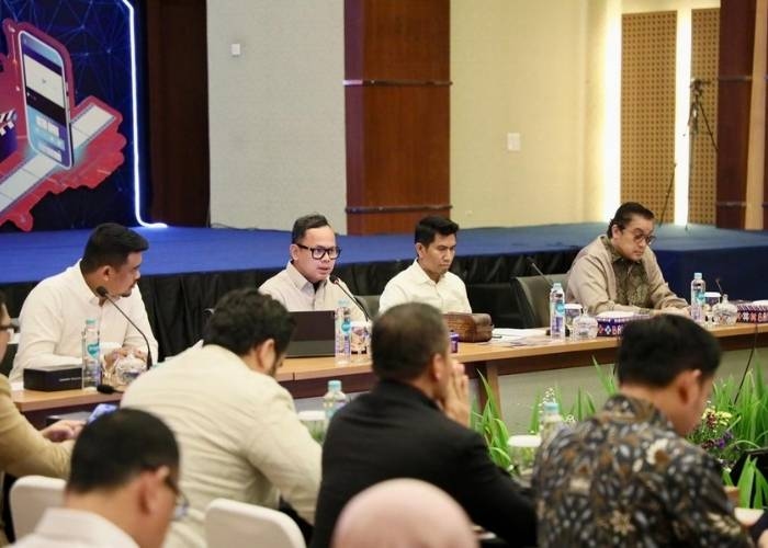 Wamendagri Bima Dorong Reformasi BUMD, Fokus Efisiensi dan Tata Kelola Akuntabel
