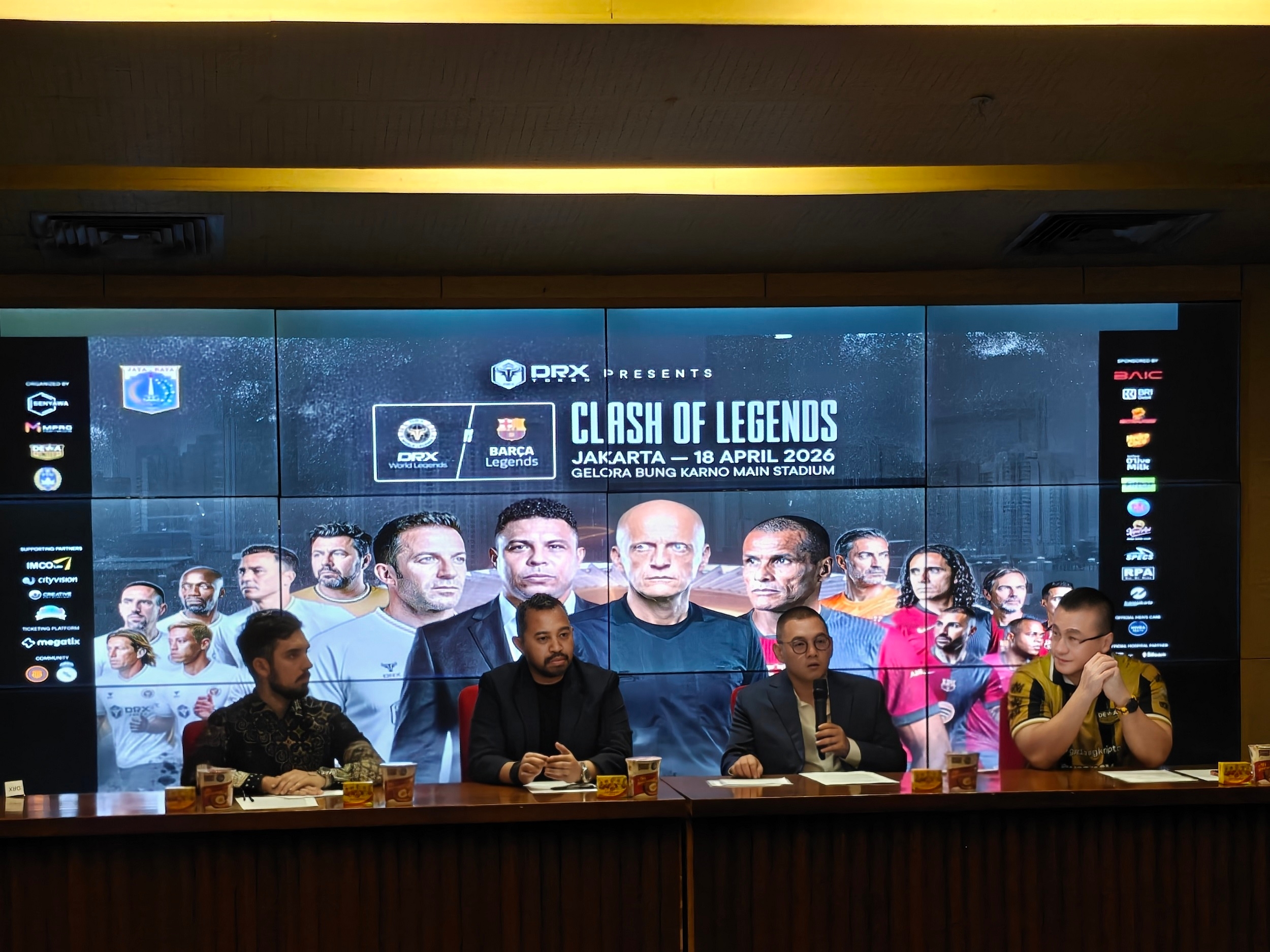 Legenda ​Real Madrid Batal ke Jakarta, Clash of Legends 2026 Tetap Diramaikan Cannavaro dan Pierluini Collina