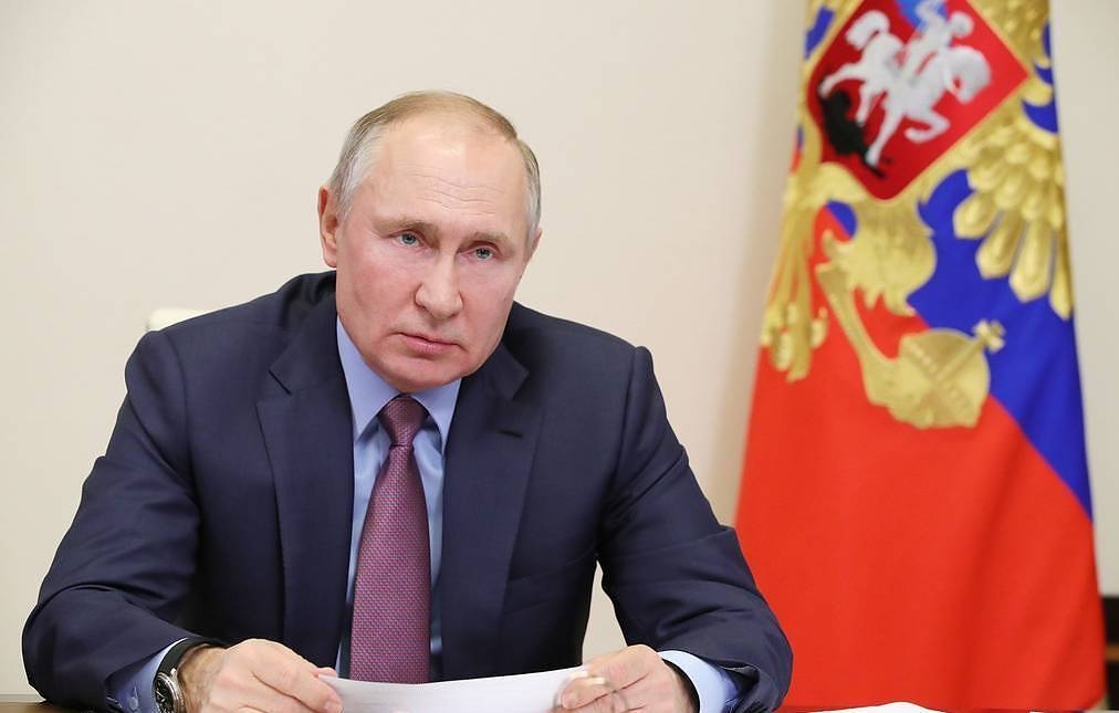 Putin Tegaskan ke Trump: Rusia Tak Punya Rencana Agresif terhadap Eropa