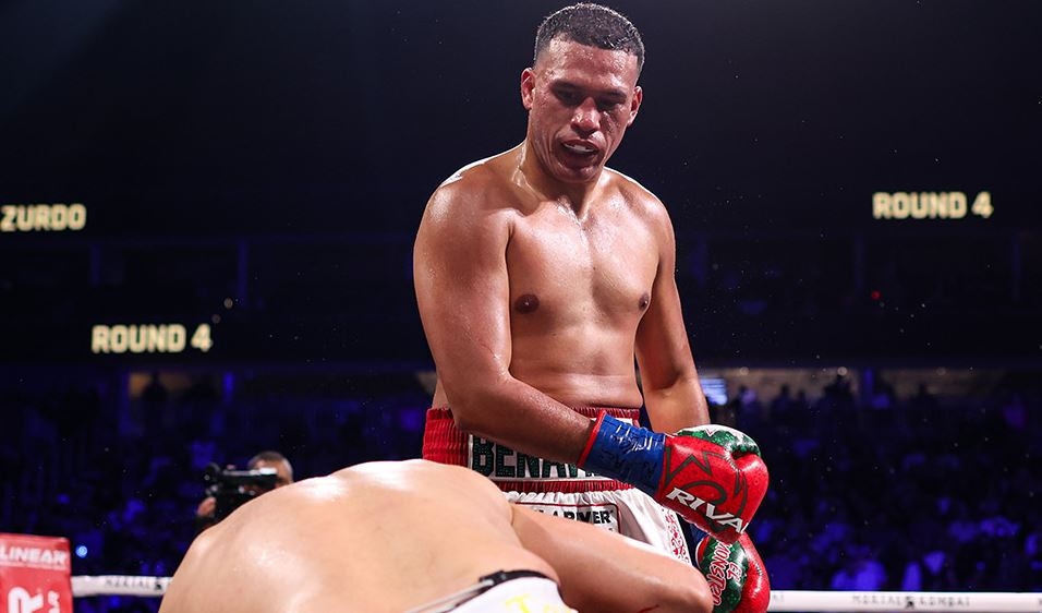Usai Hancurkan Ramirez, David Benavidez Langsung Todong Canelo Alvarez di Atas Ring