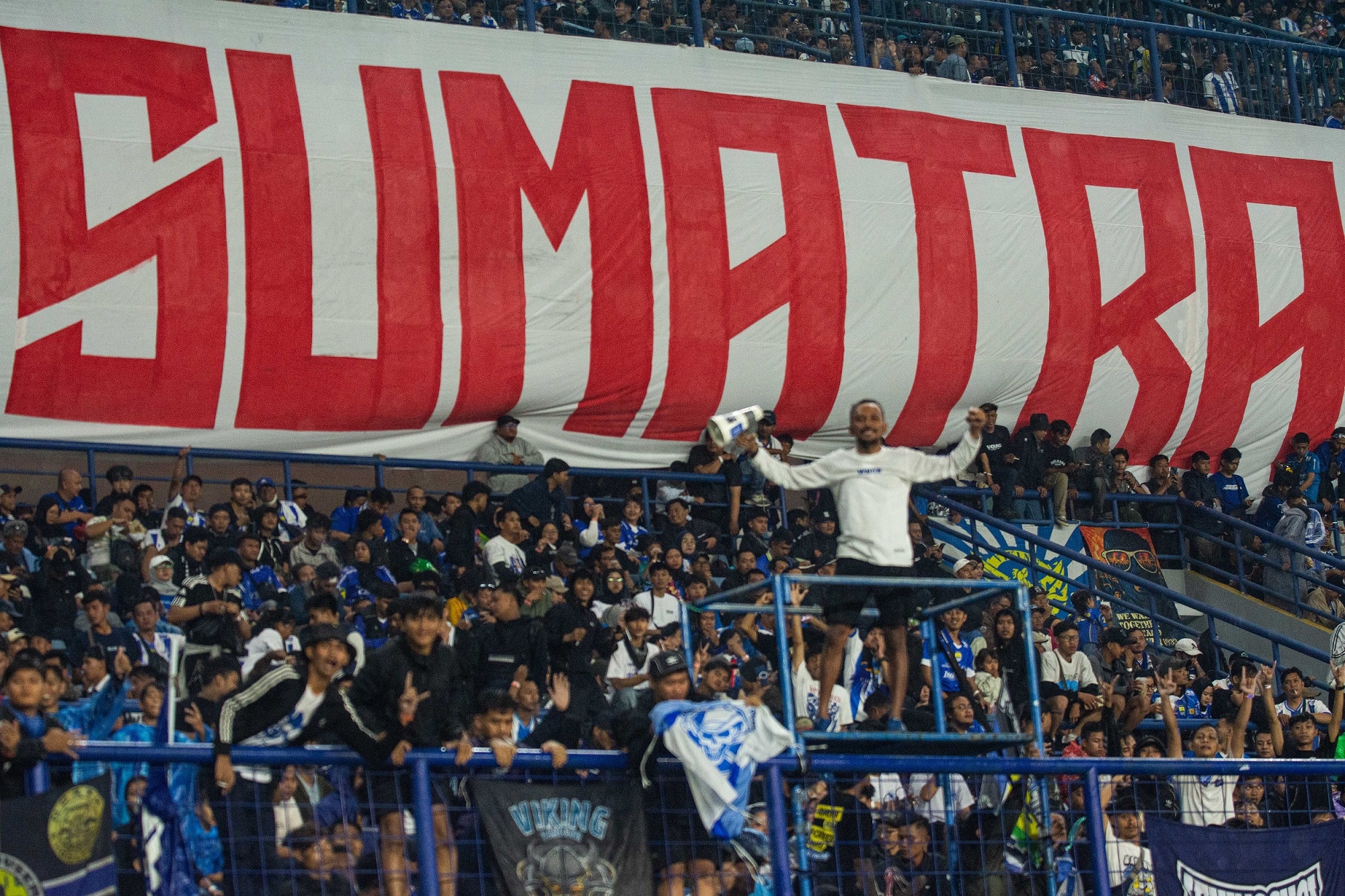 Persija vs Persib: Bobotoh Disarankan 'Nobar' Duel Klasik di Rumah