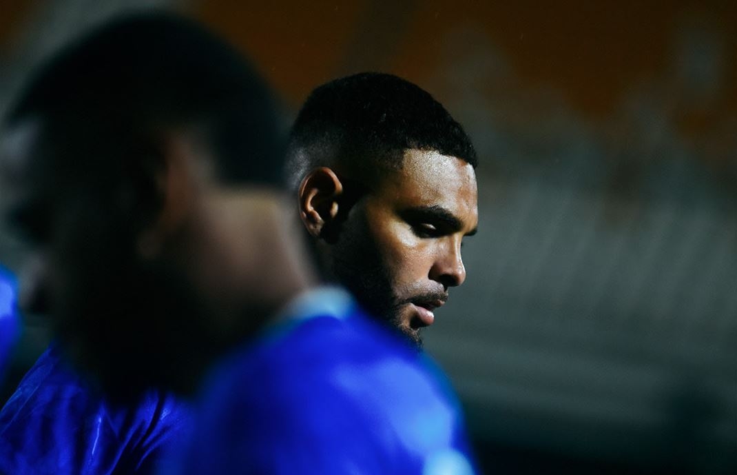 Cedera di Laga Lawan Persija, Layvin Kurzawa Akhiri Musim Bersama Persib Lebih Cepat