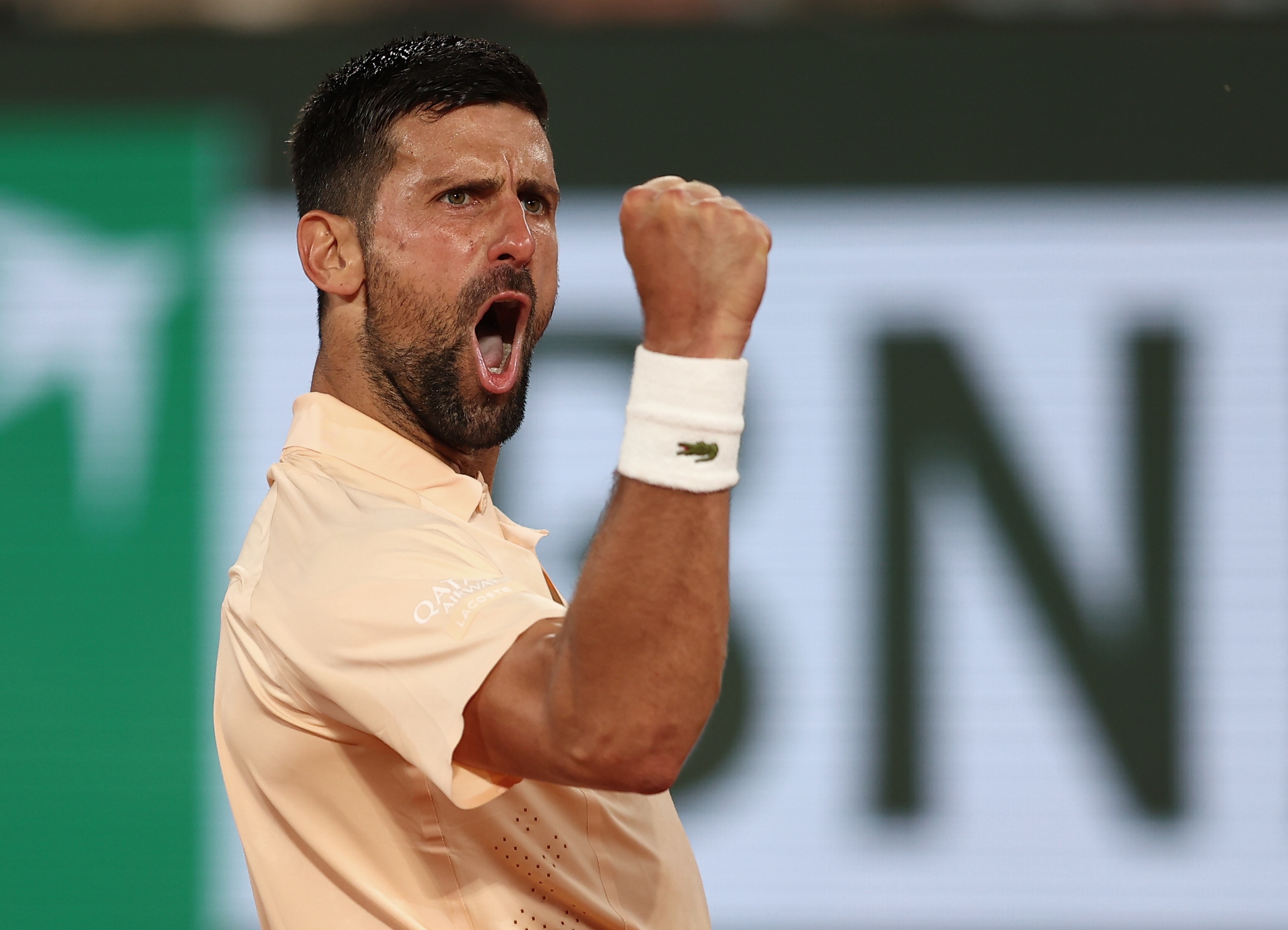 Prancis Terbuka: Novak Djokovic Peras Keringat Ekstra, Zverev Melenggang Mulus di Hari Pembuka