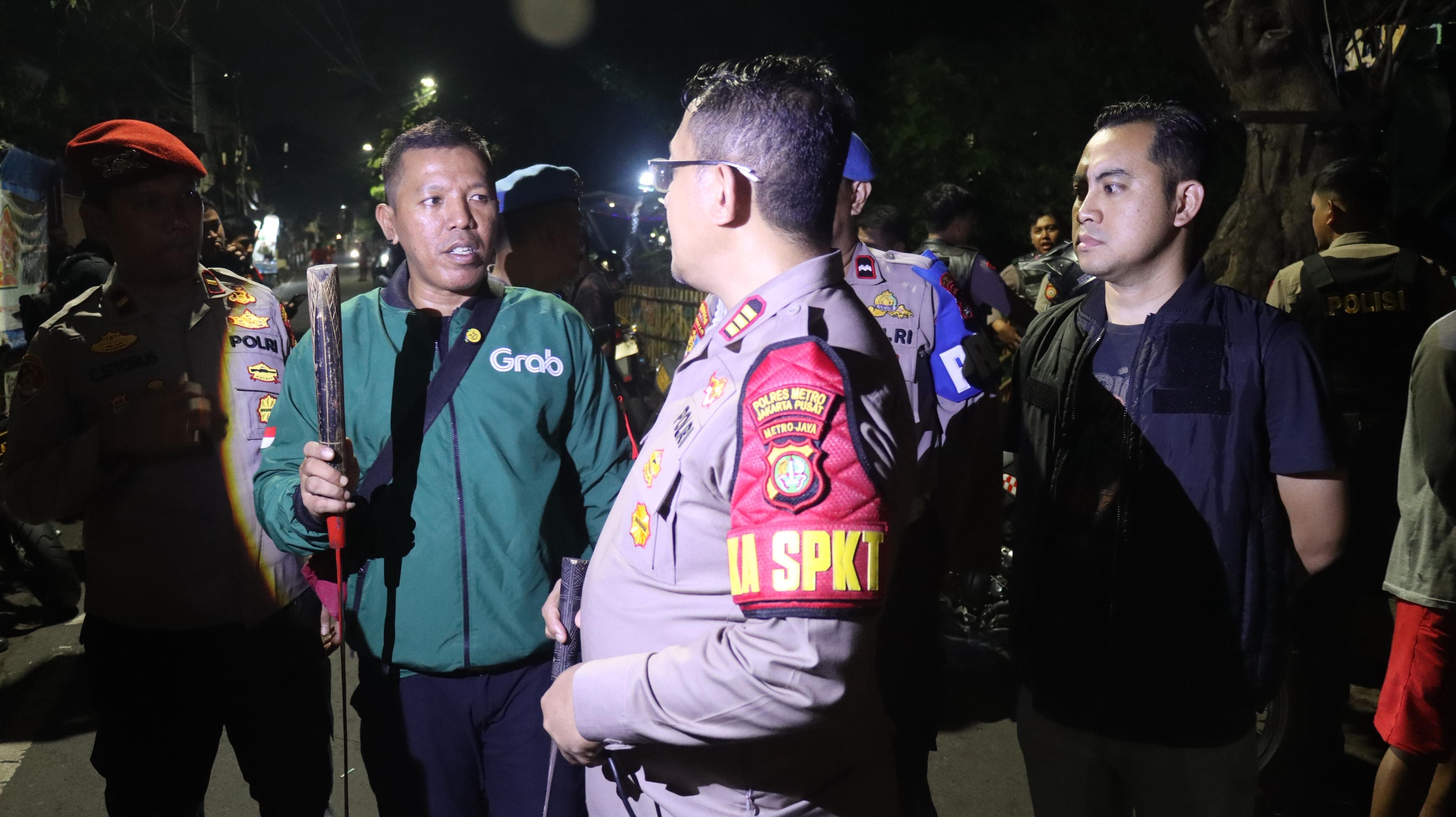 Operasi Cipta Kondisi: Polres Jakpus Amankan 11 Orang, Sita Celurit hingga Tramadol