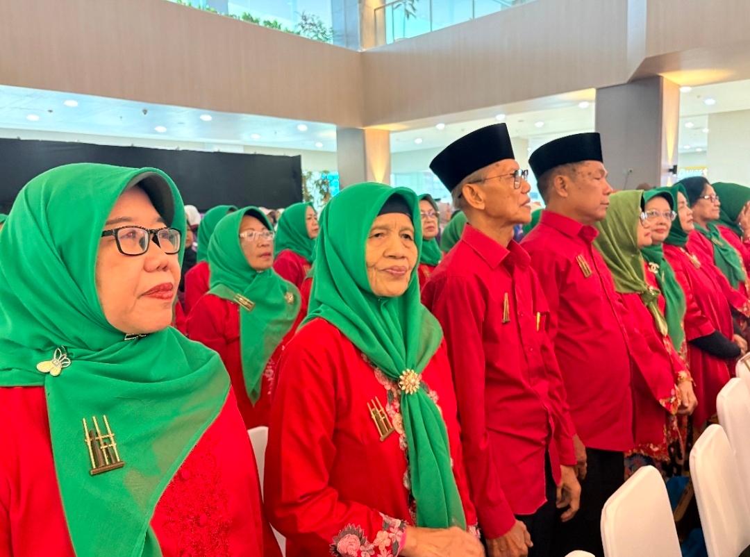 Kemenkes Ajak Lansia Tetap Bahagia dan Rutin Jalan Kaki demi Hidup Sehat dan Produktif