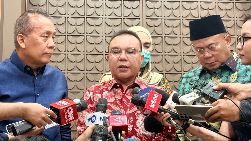 Dasco Tegaskan Ucapan Ulang Tahun untuk Nadiem Bukan Politis atau Tanda Bantuan Hukum
