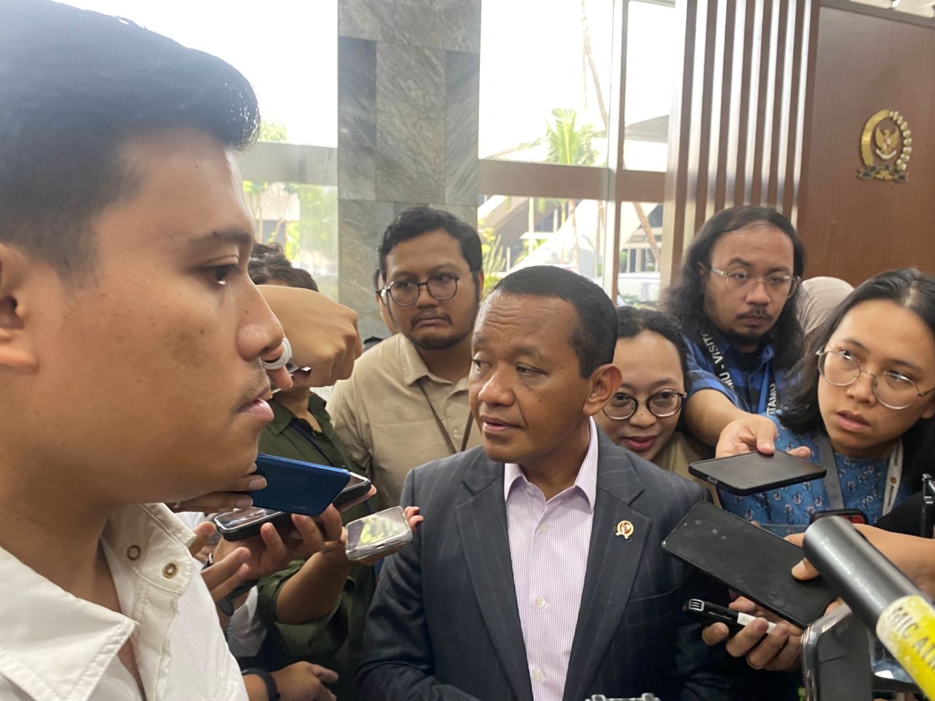 Bahlil Janji Warga Terdampak Proyek Masela Dapat 'Ganti Untung'