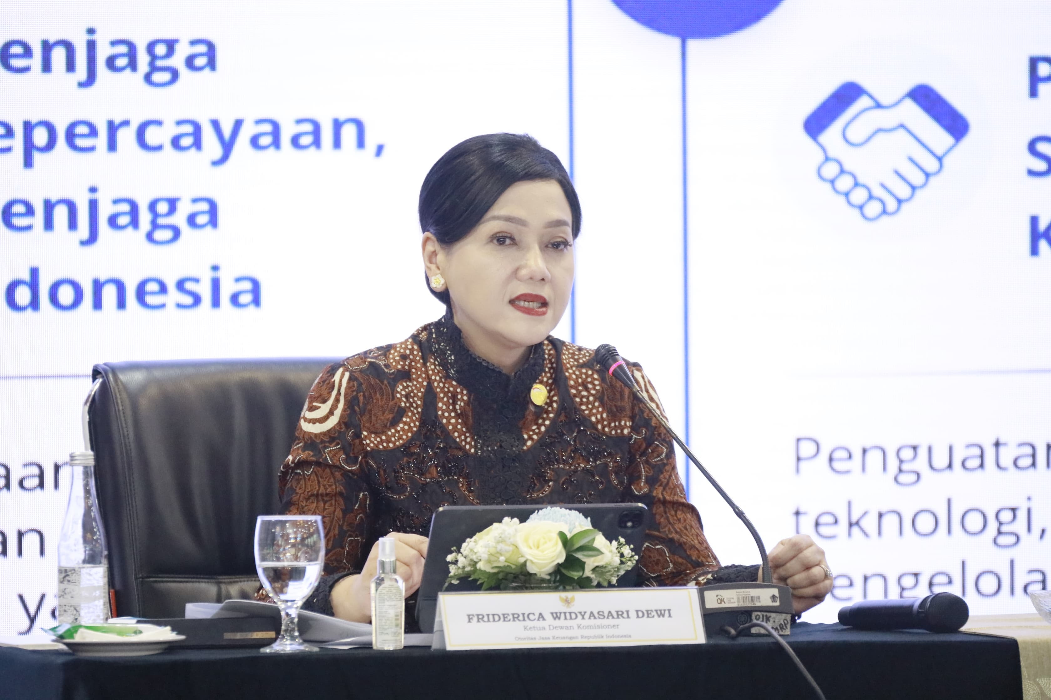 Kredit Naik 12,67 Persen, OJK Pastikan Likuiditas Perbankan Terjaga