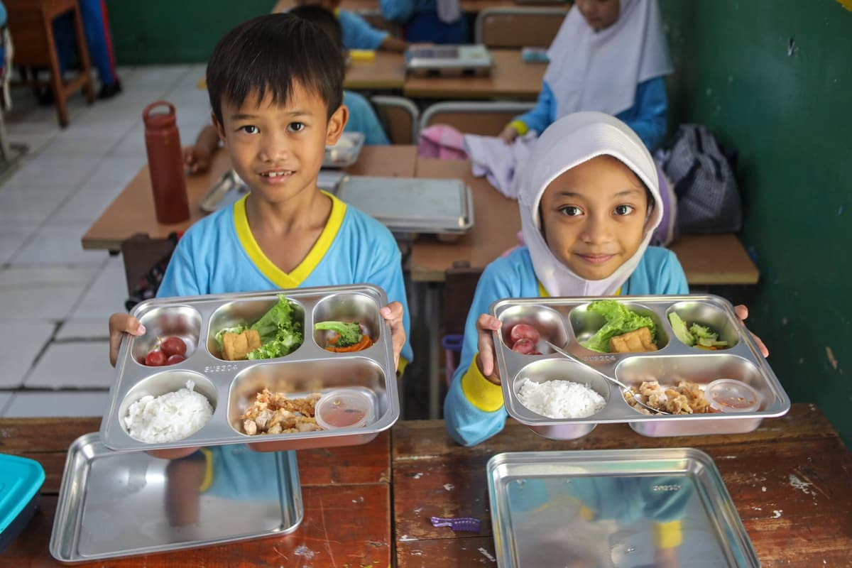 Bangun Kepercayaan Masyarakat, Qodari Pastikan Pemerintah Serius Benahi Program MBG