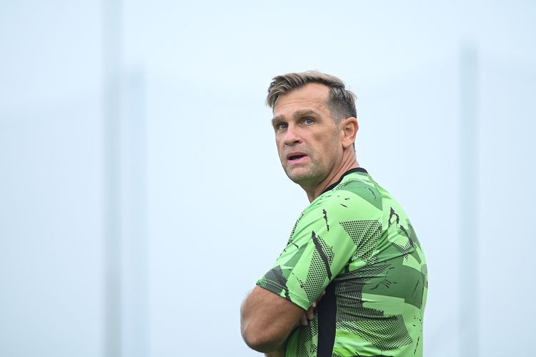 Persib Sudah Lolos ke Fase Grup ACL Two, Igor Tolic Pilih Fokus Hadapi PSM Makassar