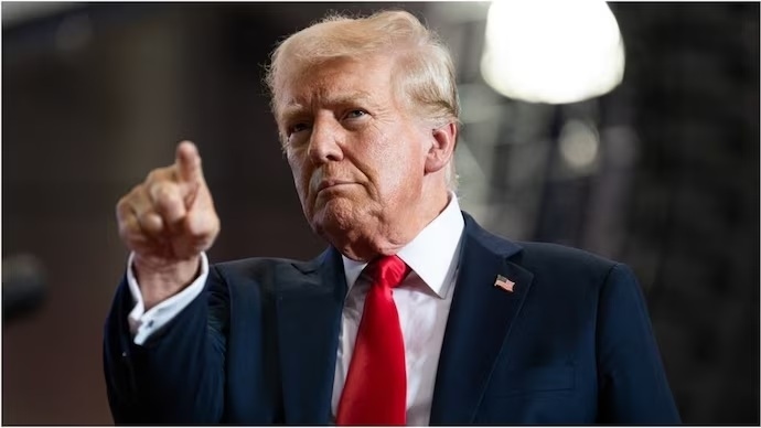 Perang Retorika Terbaru AS, Donald Trump Klaim Iran “Benar-Benar Runtuh”