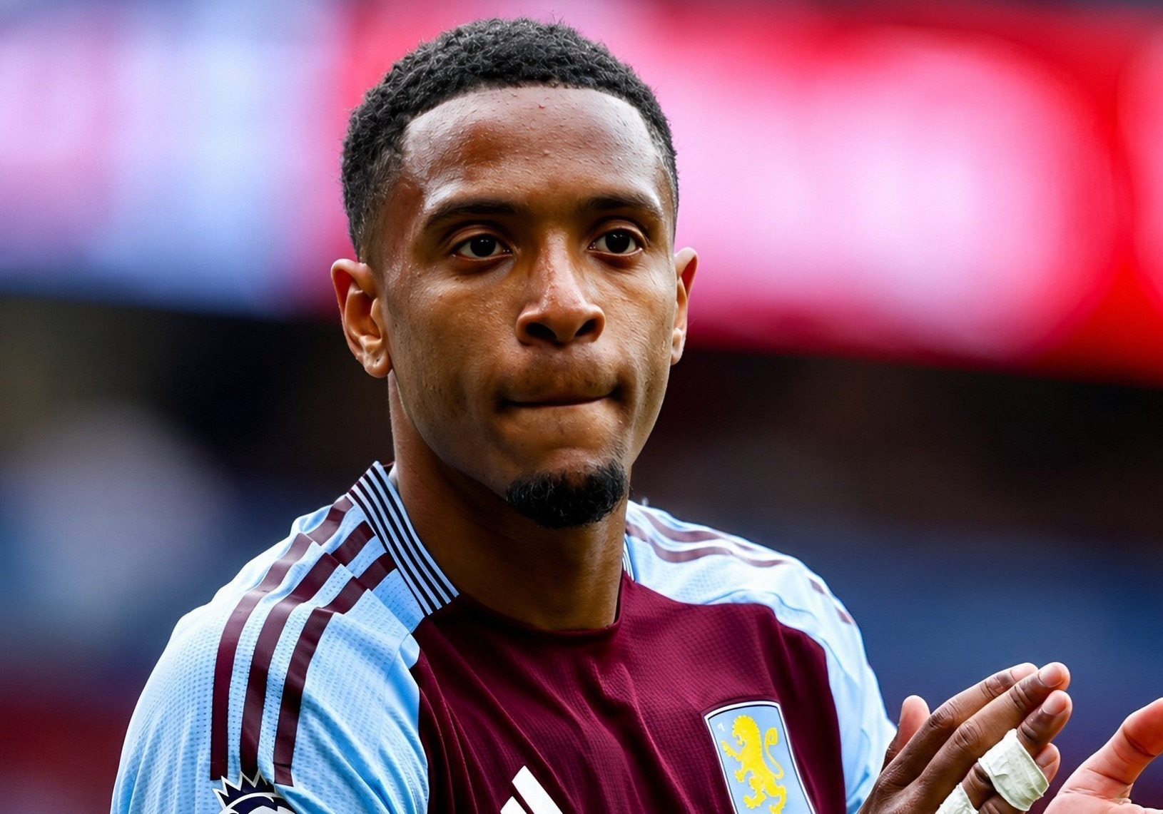 Bursa Transfer: Ezri Konsa Dikabarkan Setuju Pindah ke Arsenal, Savinho ke Tottenham