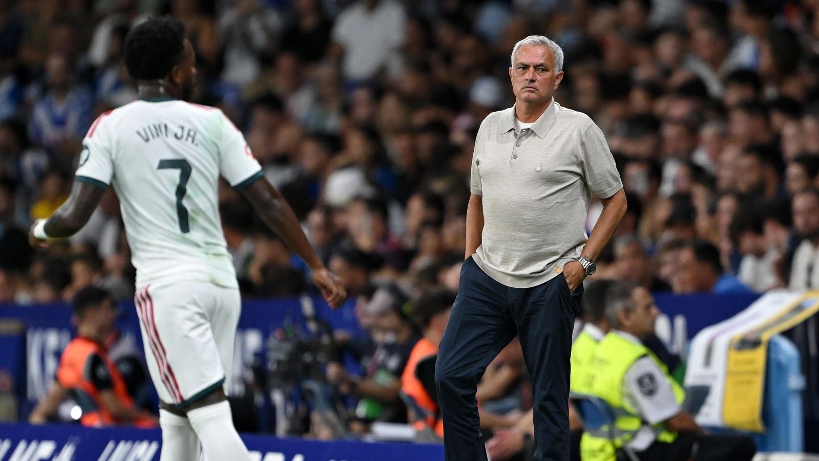 Dulu Sempat Bermusuhan, Kini Jose Mourinho Sebut Vinicius Junior 'Korban Bully' 