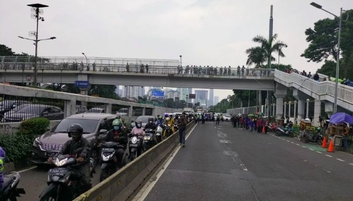 Jalan Gatot Subroto Depan DPR Ditutup Hari Ini, Cek Rute Alternatif ke Slipi