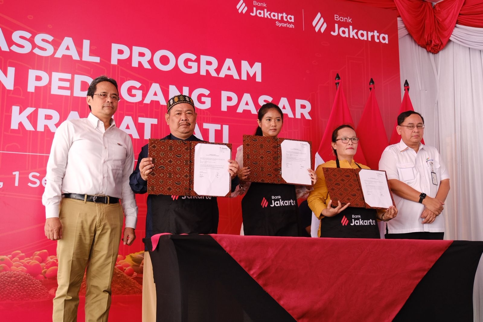 Program Pembiayaan Bank Jakarta Bikin Pedagang Pasar Induk Kramat Jati Untung Berlipat  