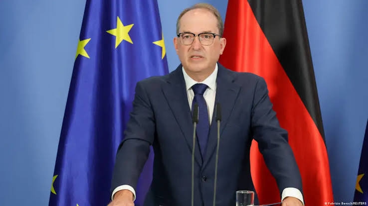 Jerman Resmi Tuduh Rusia Dalang Serangan Drone di Bandara NATO, Tutup Konsulat di Bonn
