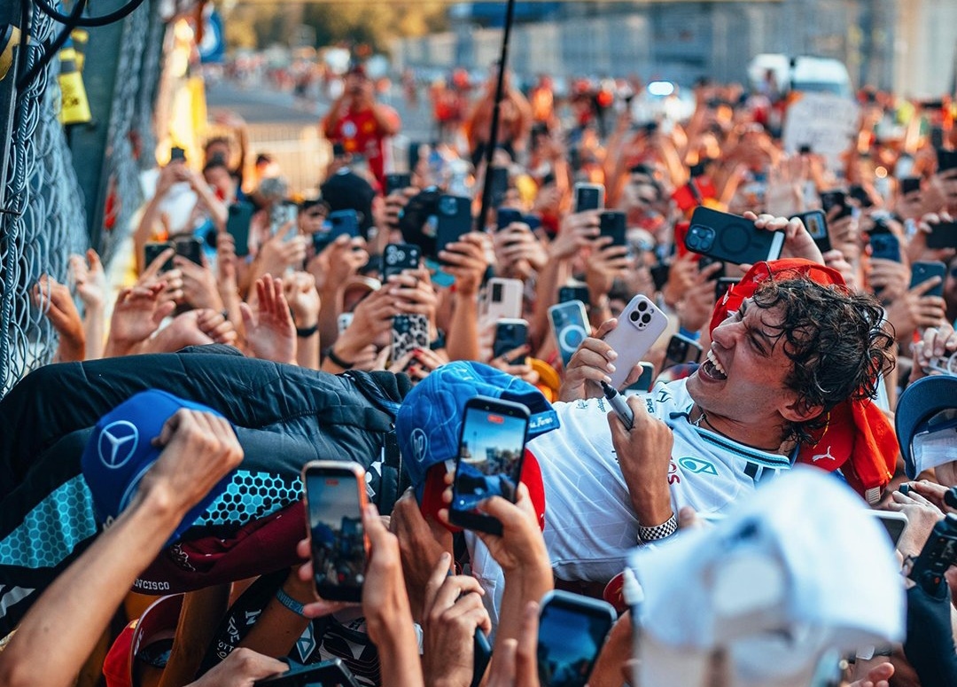 F1 GP Italia: Kimi Antonelli Juara dengan Comeback Gila dari Start 19, Hapus Dahaga 60 Tahun