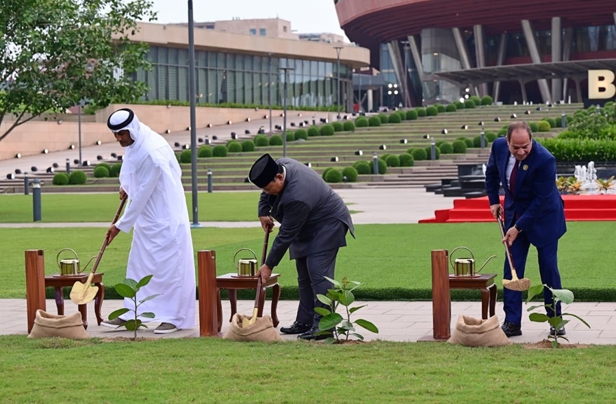 Prabowo Tanam Pohon Banyan Bersama Pemimpin BRICS, Simbol Umur Panjang dan Ketangguhan