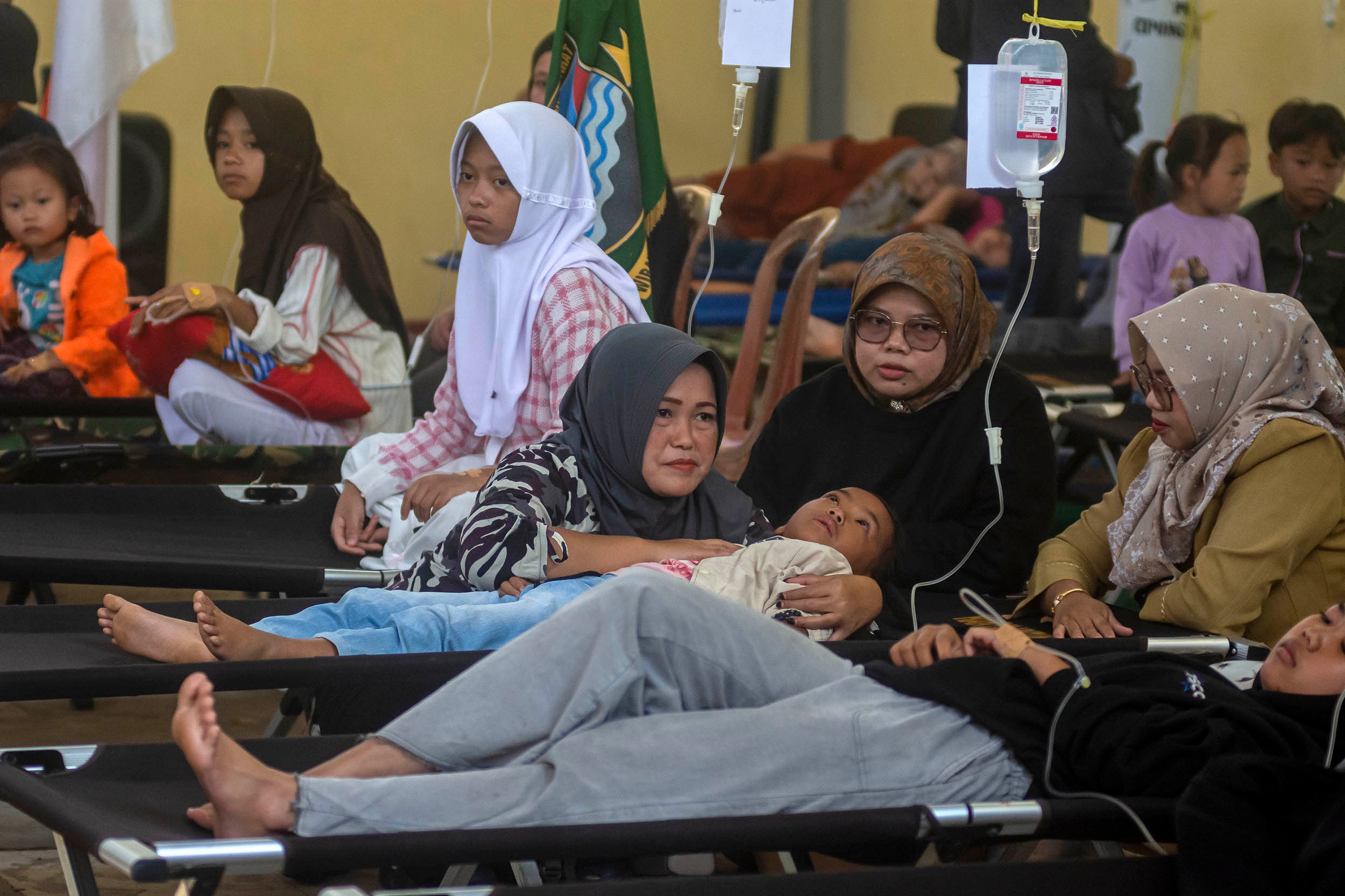 Kasus Keracunan MBG Terus Terjadi, DPR Buka Opsi Bentuk Panja atau Pansus
