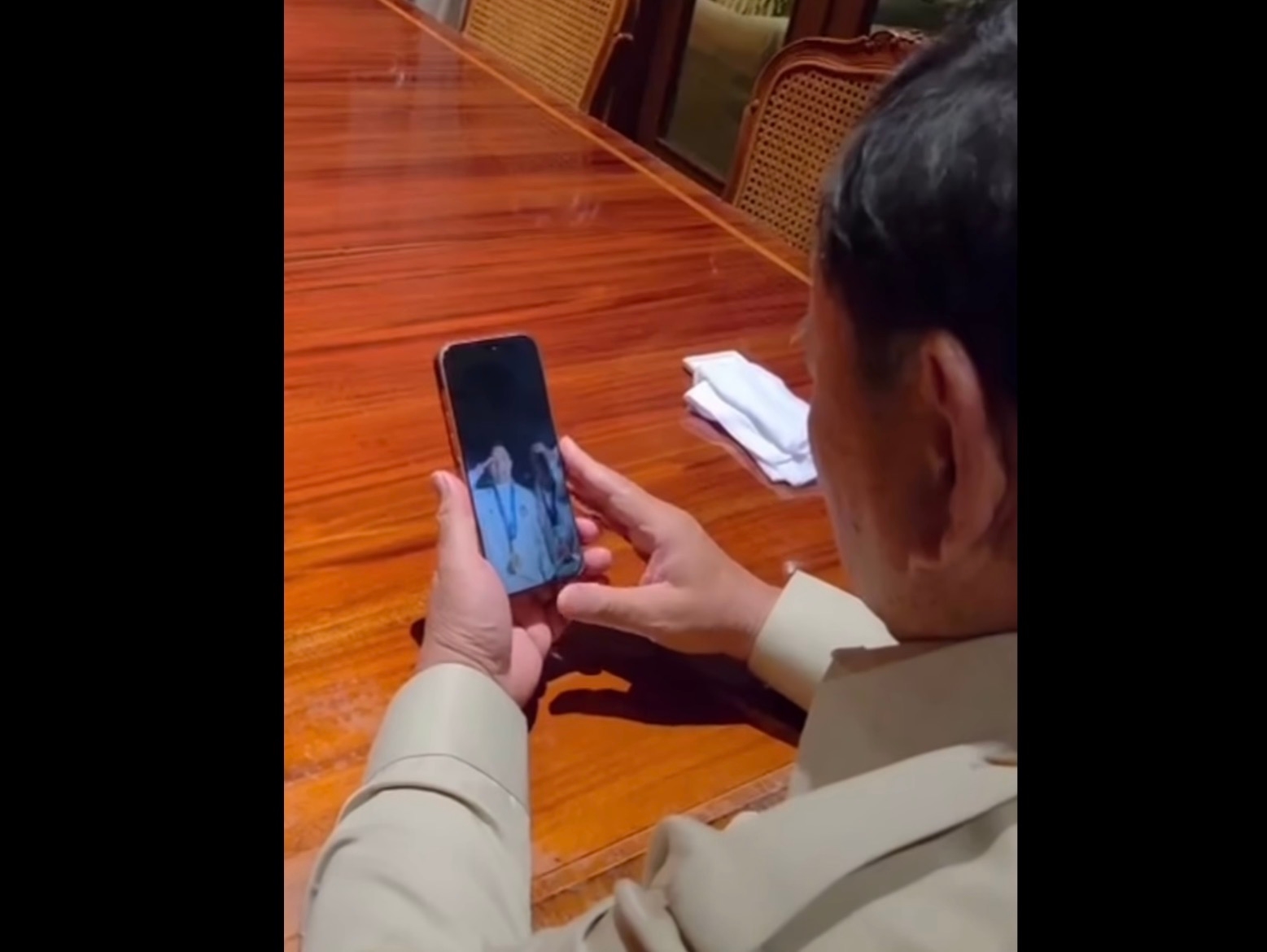 Lewat Telepon, Prabowo Apresiasi Para Atlet usai Raih Emas Pertama di Asian Games 2026