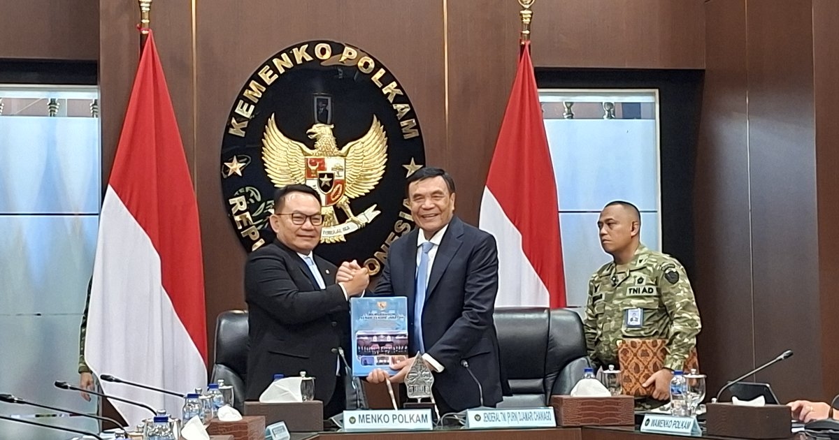 Jadi Menko Polkam, Dudung Siap Tuntaskan Karhutla hingga Kawal Kasus Pendidikan Gibran