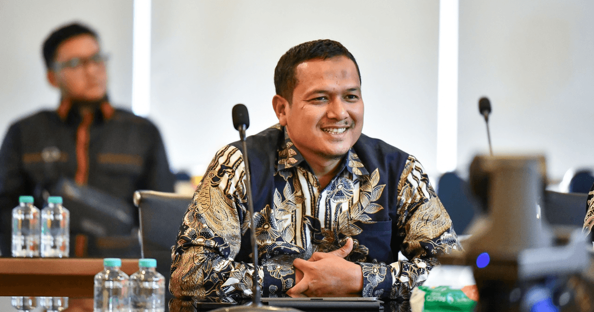 PKS Minta DPR Cermati Lebih Lanjut Putusan MK Soal Syarat Pendidikan Gibran