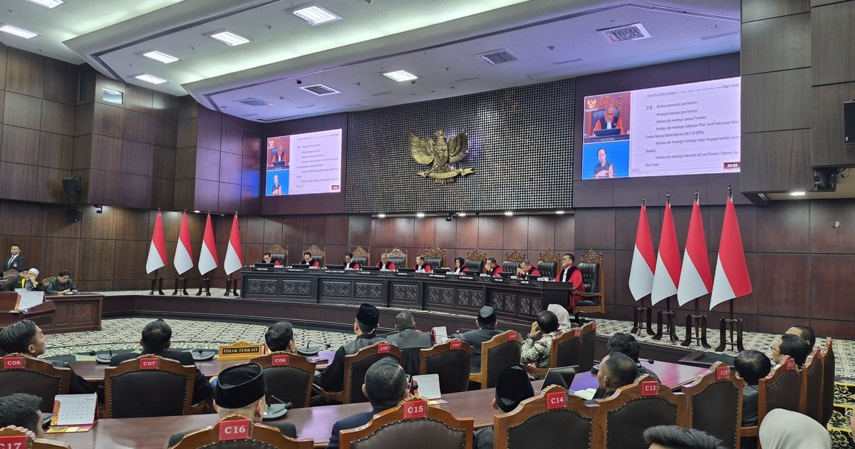 MK Nyatakan Perkara Ijazah Gibran Tidak Dapat Diterima