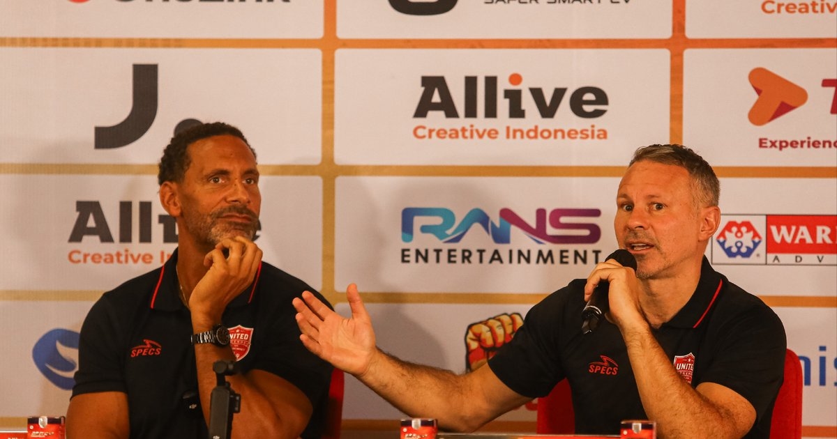 Tiba di Jakarta, Ryan Giggs Terkesan 'Kehebohan' Penggemar Sejak di Bandara