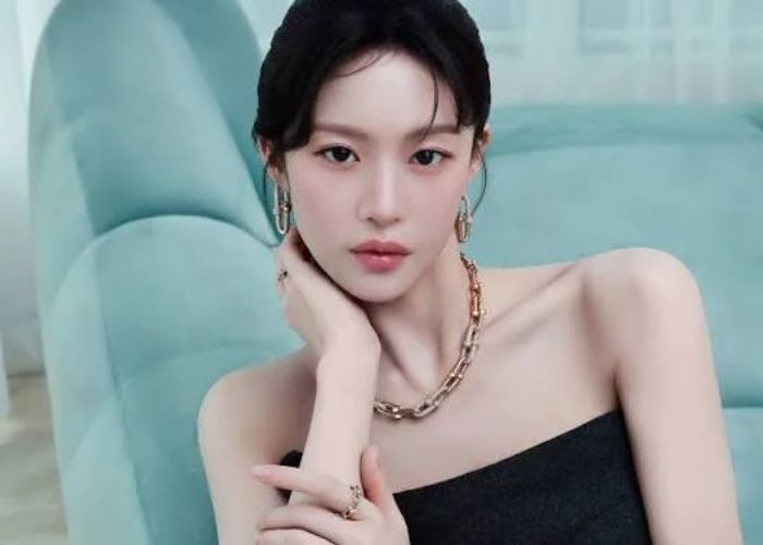 Go Youn Jung Ungkap Tantangan Kembali Jadi Hee Soo di Moving 2