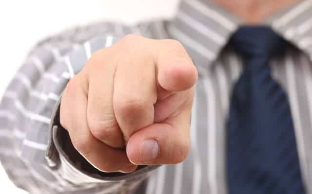 Hukum Menuduh Tanpa Bukti: Bahaya 'Main Hakim Sendiri' dalam Pandangan Hukum Islam
