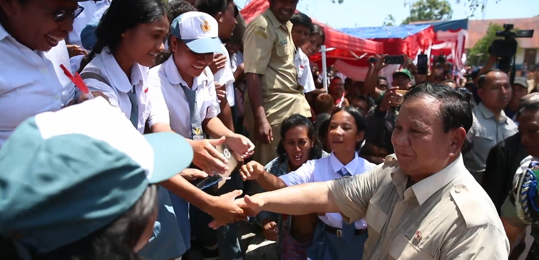 Horeee... Berkat Prabowo Pulau Moa Punya Air Bersih