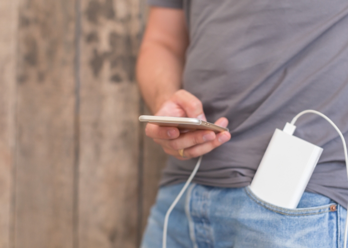 Penggunaan Power Bank Bisa Merusak Ponsel, Mitos Atau Fakta?