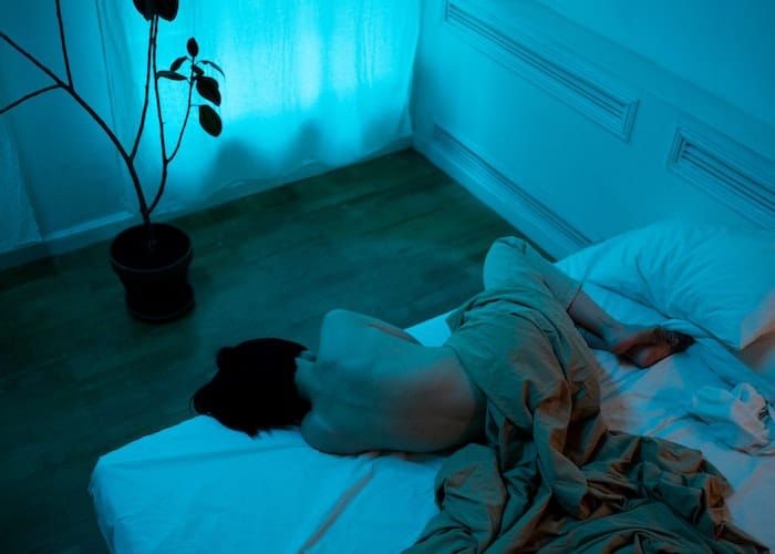 Mengapa Orang Takut Kesepian? Autophobia?