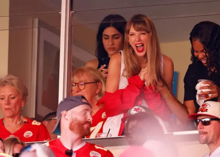 Ini 'The Power of Taylor Swift', Imbas Rumor Kencani Travis Kelce