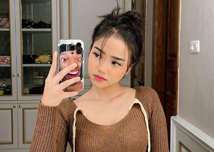 Jadi Model Fashion Show Bareng Verrell Bramasta, Fuji Tegaskan Single