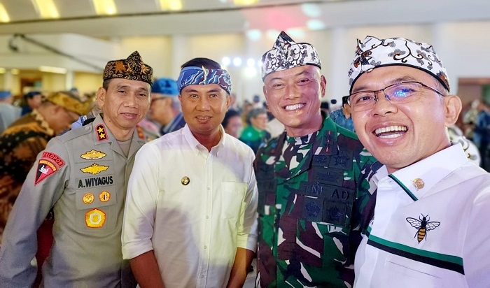 Kiai Maman: Jangan Sampai Demokrasi di Indonesia Masuk Angin