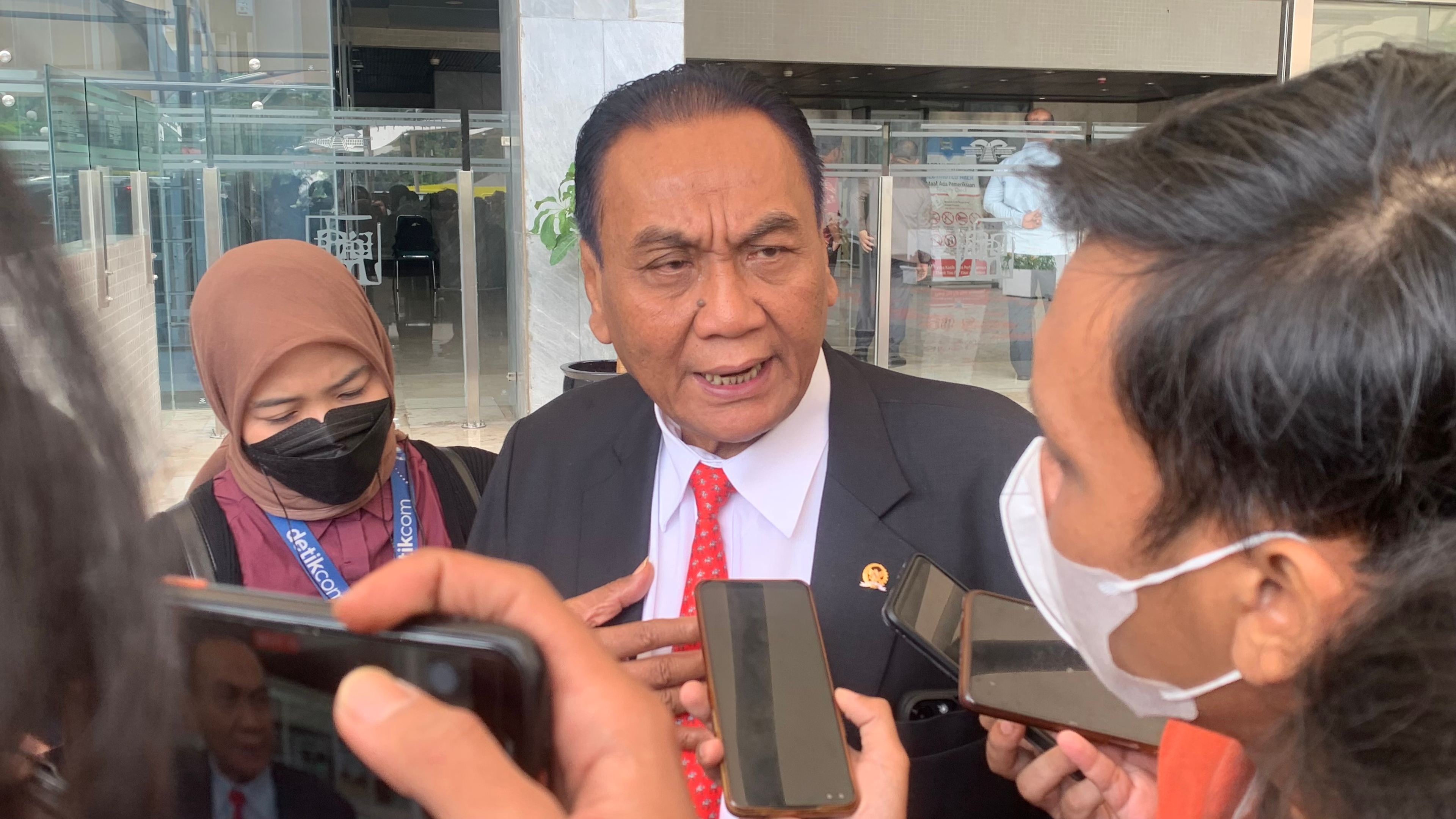 PDIP Bakal Usung Bambang Pacul hingga Ahmad Lutfhi di Pilkada Jateng?