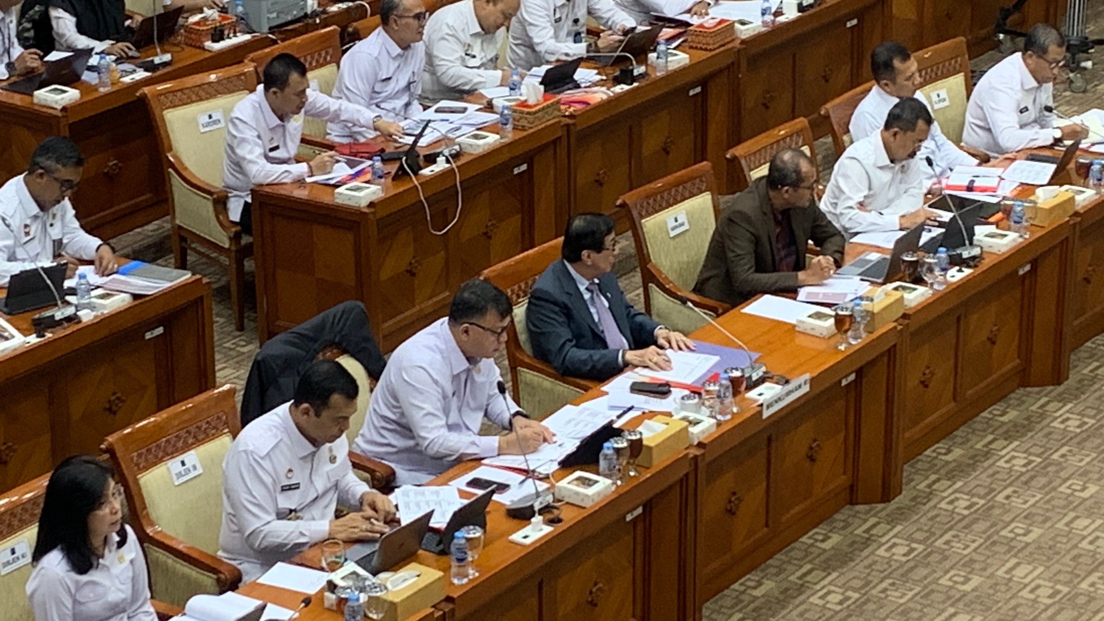 Jadi Tersangka, Wamenkumham Eddy Hiariej Tak Layak Hadiri Rapat DPR