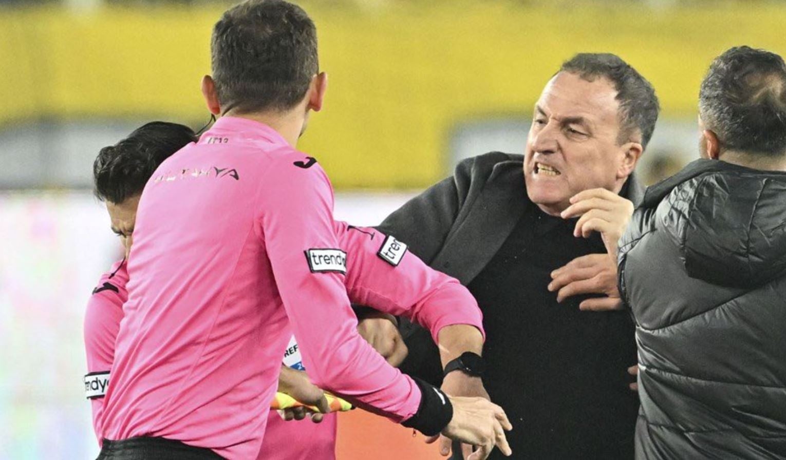 Pukul Wasit, Presiden Ankaragucu Disanksi Larangan Beraktifitas di Sepakbola Seumur Hidup