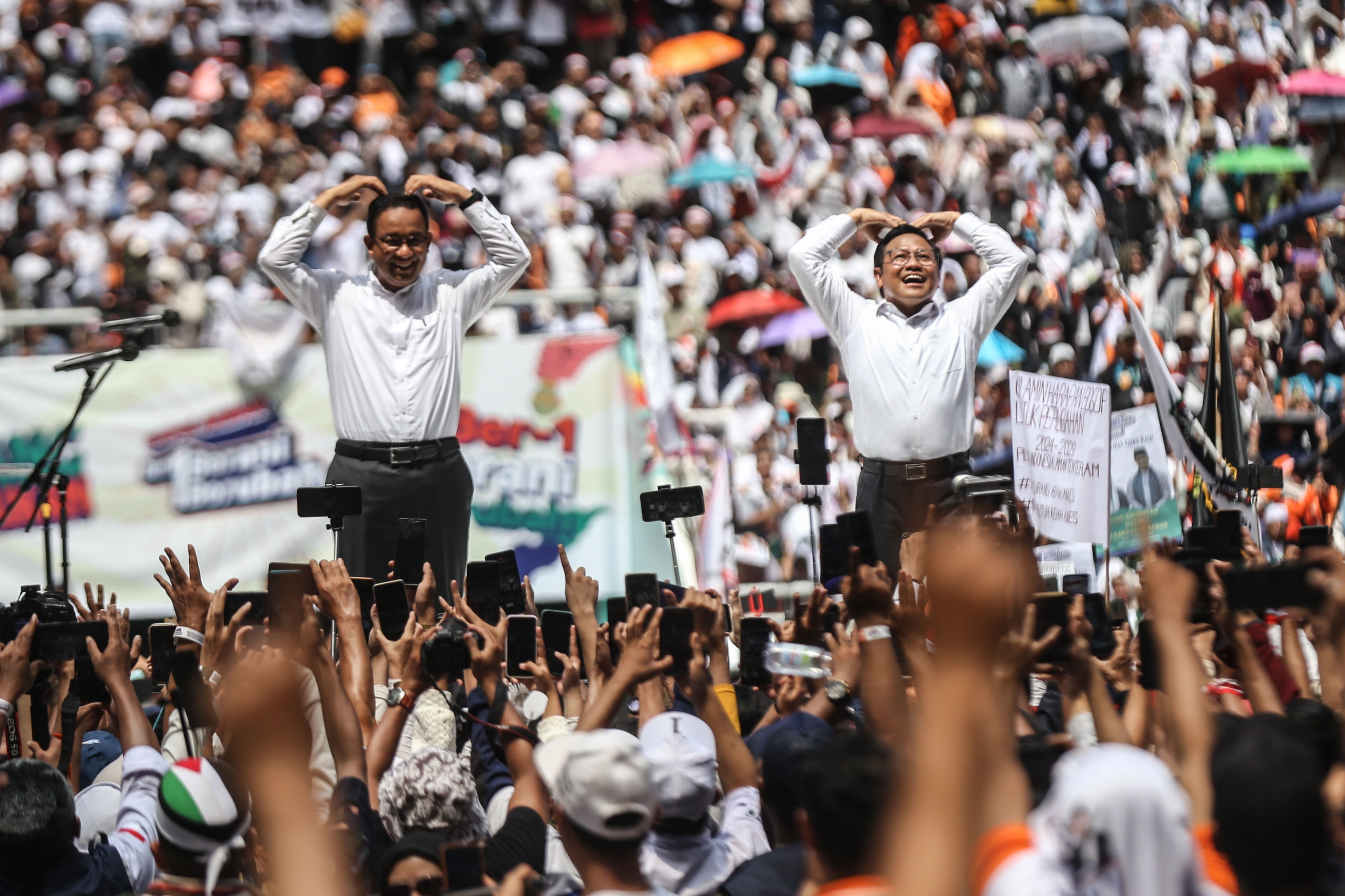 Mulai Ditinggalkan Parpol Pengusung, Pengamat: Anies-Imin Berjuang Sendiri di MK