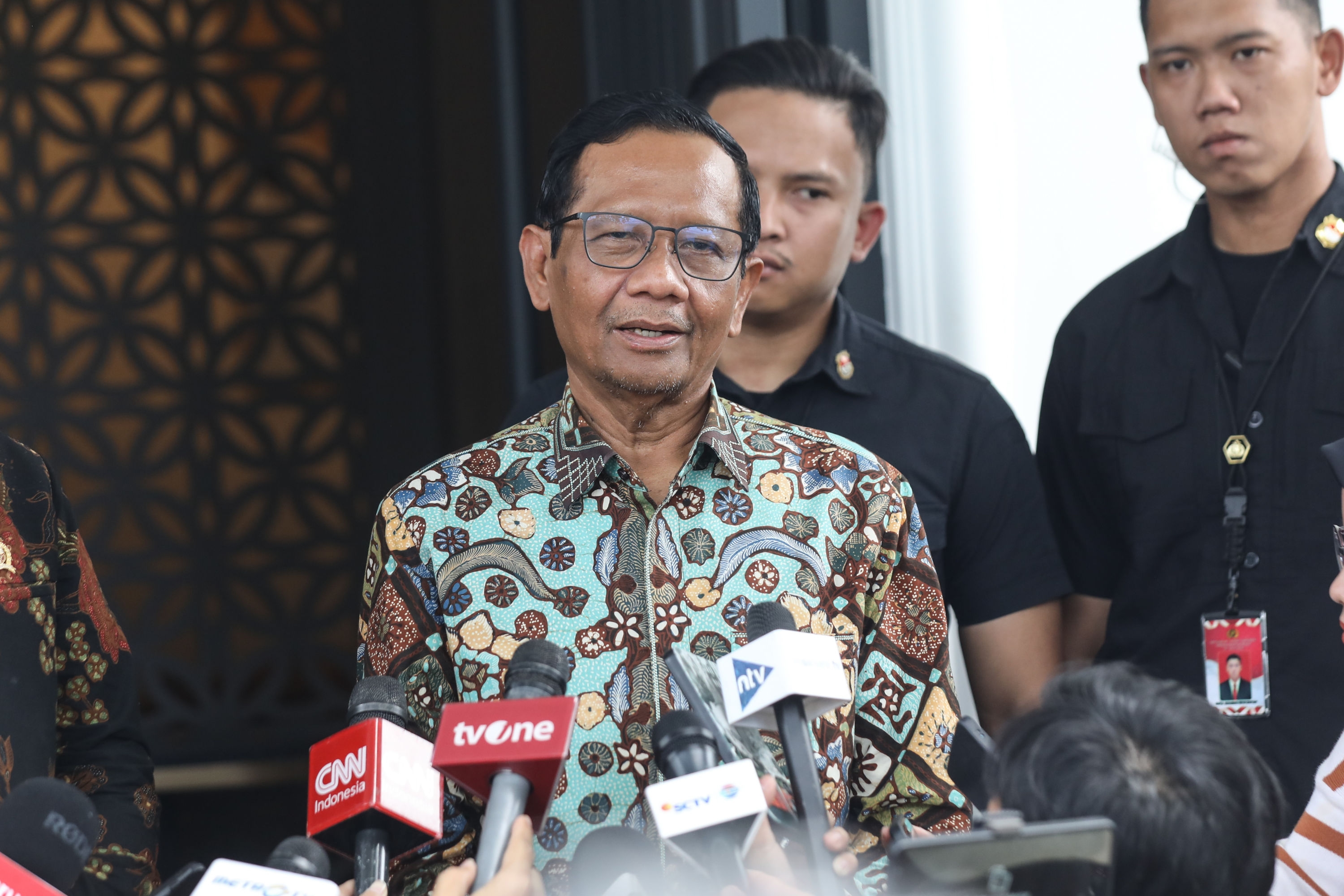 Rapat Kabinet Bahas Makan Siang Gratis, Mahfud: Ya Ndak Papa, Mungkin Antisipasi