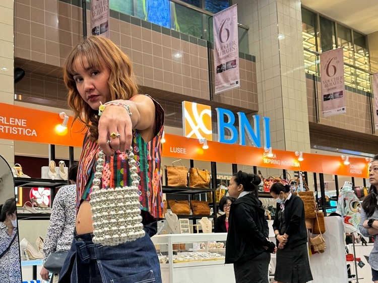 Go Global, Koleksi Tas Baru I-KO X ISSHU Diluncurkan di Singapura