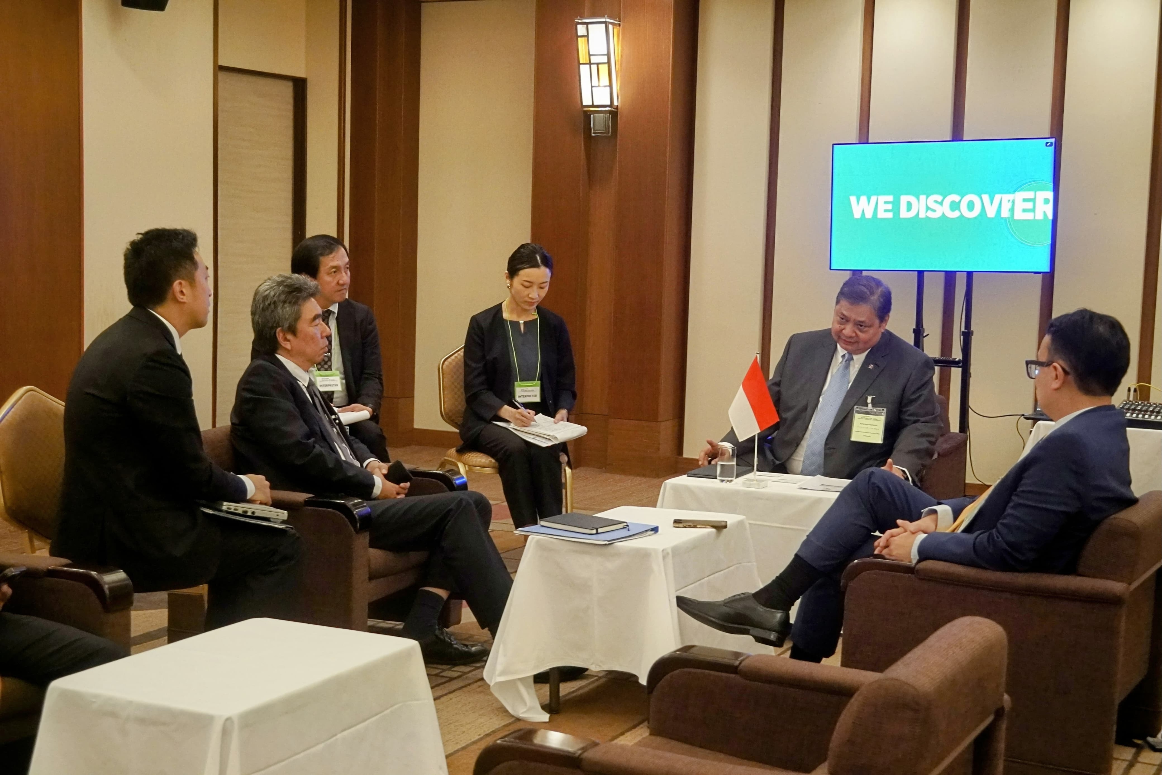 Bertemu Petinggi Nikkei Inc, Menko Airlangga Cerita Ekonomi Digital Hingga Keanggotaan OECD RI